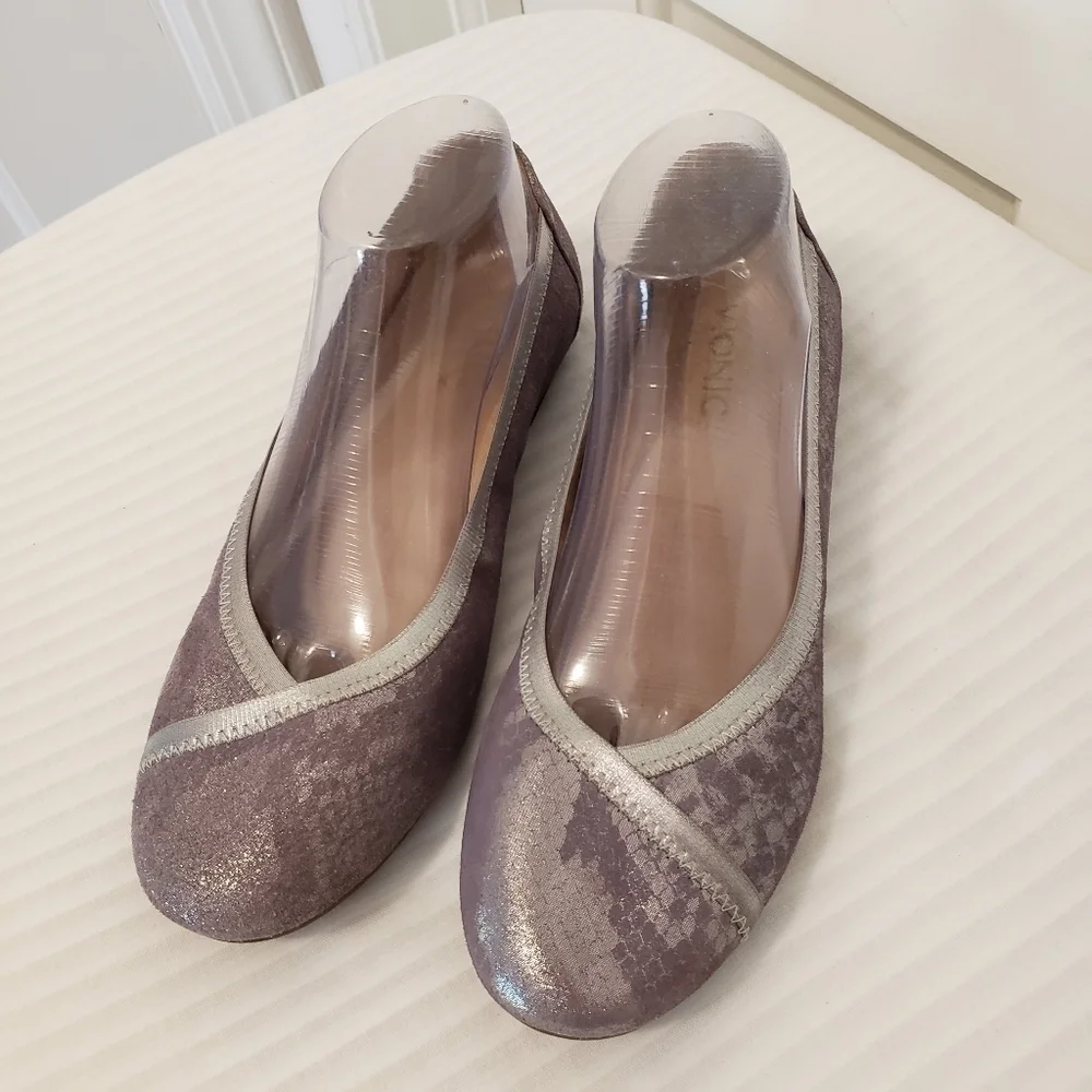 Vionic Caroll Purple & Silver Ballet Style Flats size 7.5, comfy